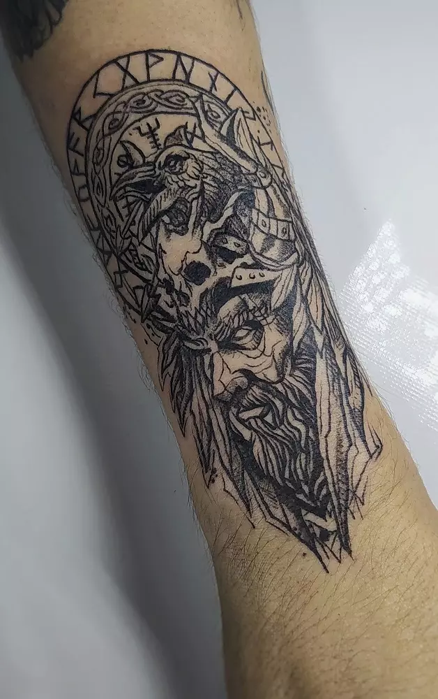 Foto de uma tatuagem desenhada pelo Matheus Sampaio