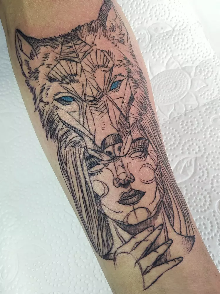 Foto de uma tatuagem desenhada pelo Matheus Sampaio